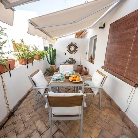 Cosy Apartment With Terrace In The Centre Of Seville Exterior photo
