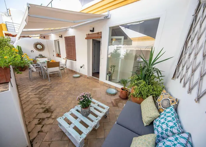 Cosy Apartment With Terrace In The Centre Of Seville